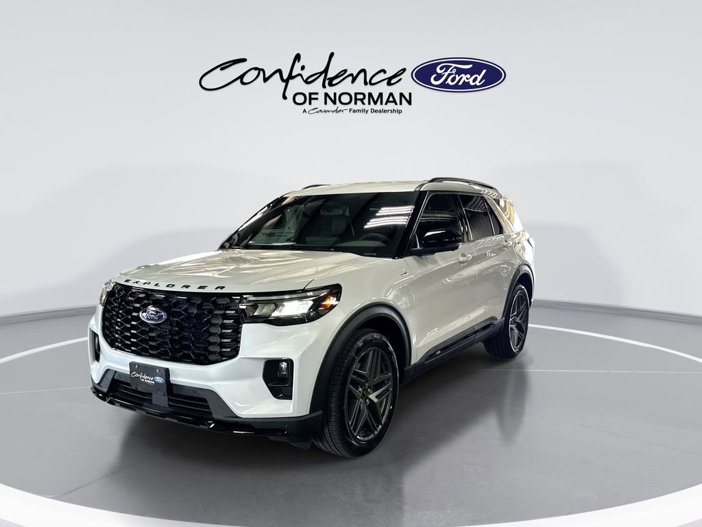 New 2026 Ford Explorer ST-Line w/ ST-Line Street Pack image 3