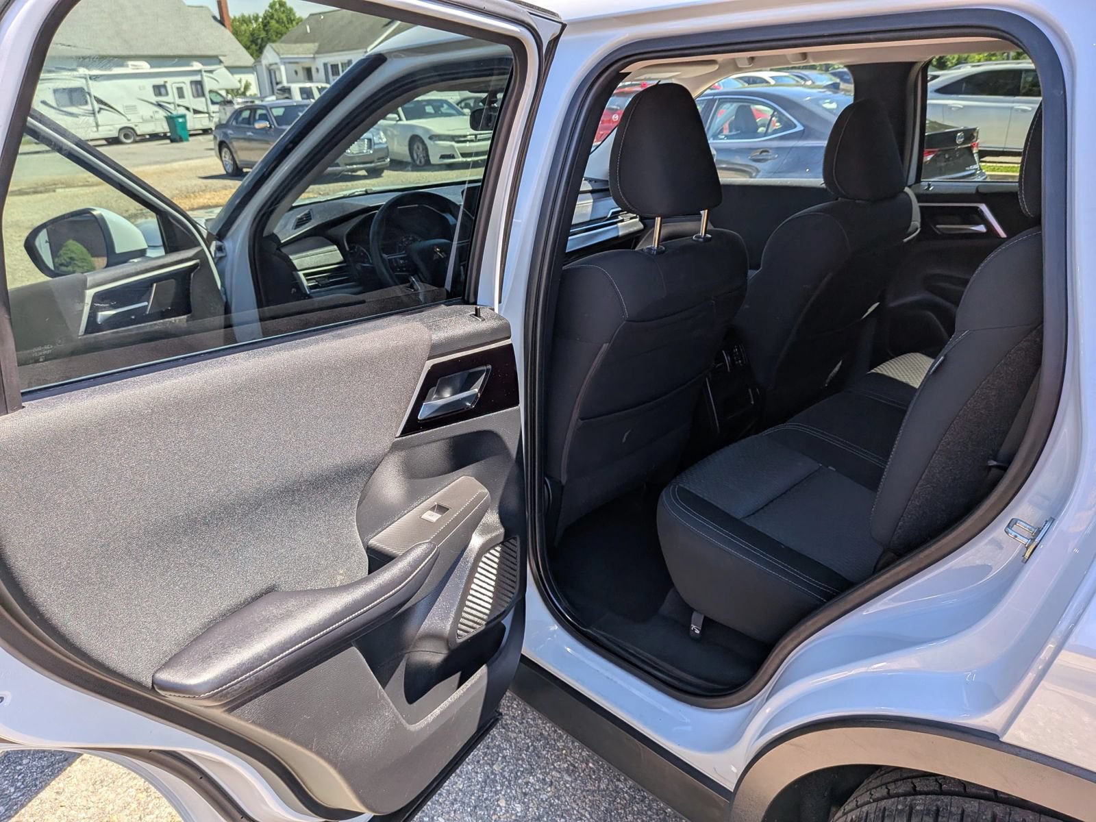 Used 2022 Mitsubishi Outlander ES AWD/4WD image 27