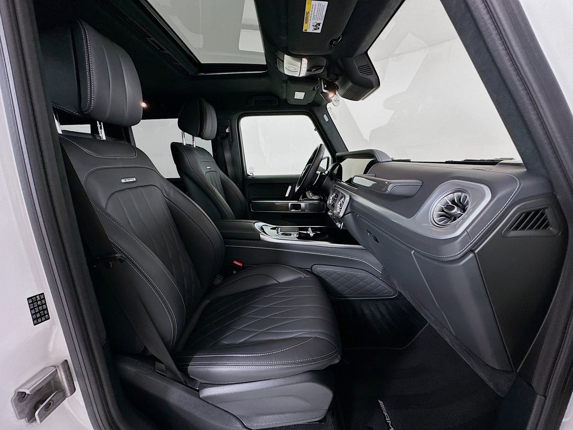 Used 2025 Mercedes-Benz G 63 AMG 4MATIC image 31