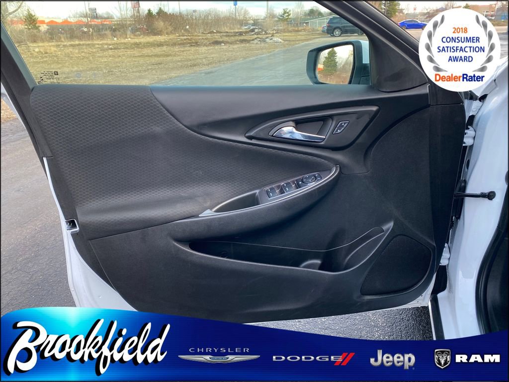 Used 2025 Chevrolet Malibu LT image 15