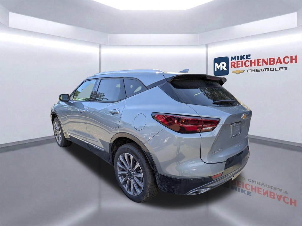 New 2025 Chevrolet Blazer Premier w/ Driver Confidence II Package FWD image 7