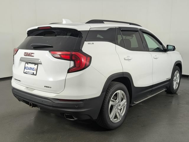 Used 2018 GMC Terrain SLE w/ GMC Pro Grade Package AWD/4WD image 7