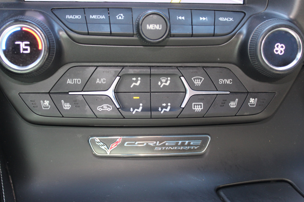 Used 2015 Chevrolet Corvette Stingray Convertible w/ 3LT Preferred Equipment Group image 27