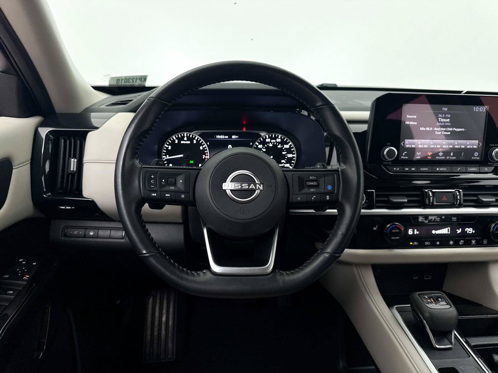 Used 2022 Nissan Pathfinder SV FWD image 33