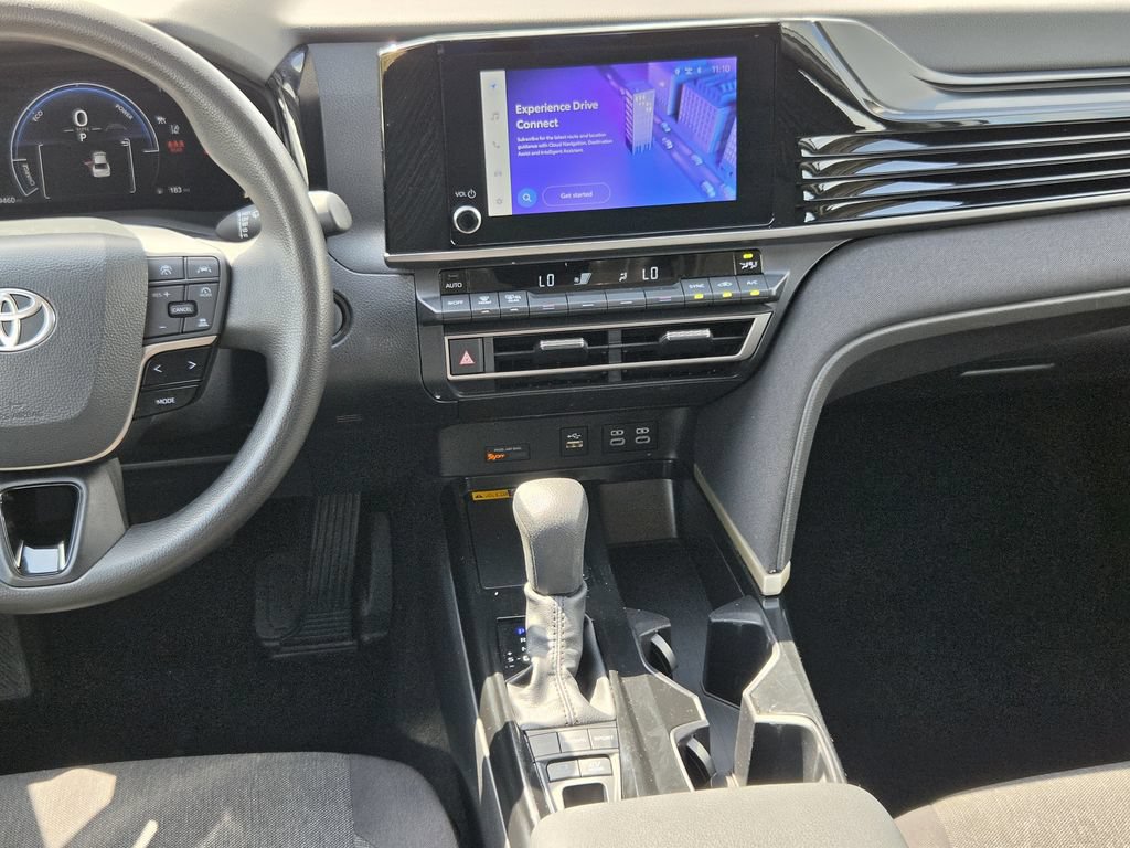 Used 2025 Toyota Camry LE FWD image 17
