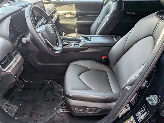 Used 2025 Toyota Grand Highlander FWD image 15