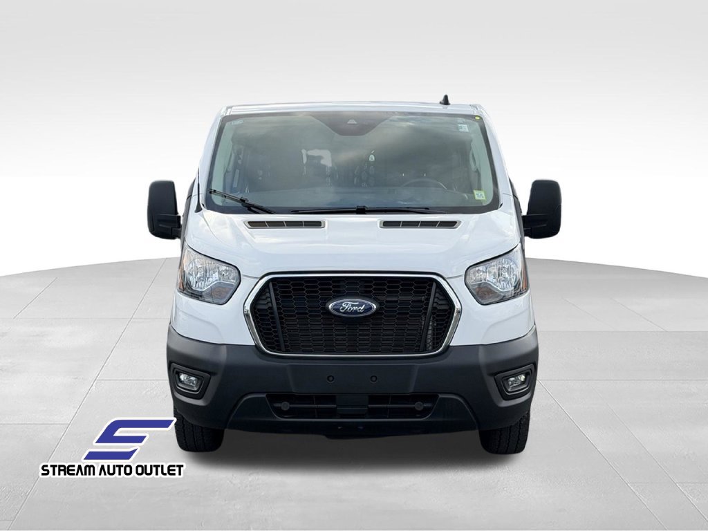 Used 2025 Ford Transit 250 Low Roof w/ Exterior Upgrade Package RWD image 2