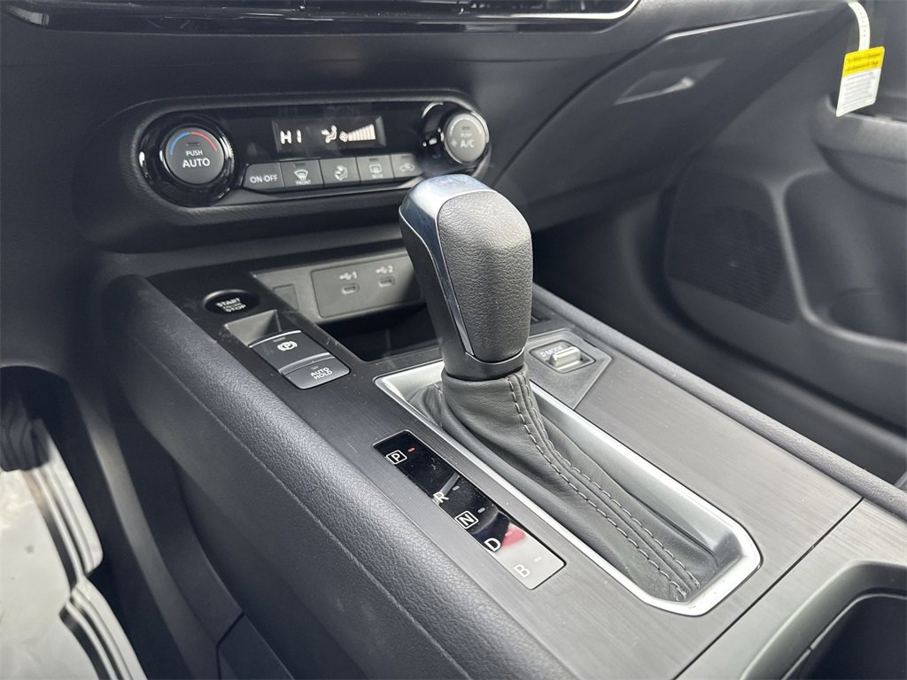 New 2026 Nissan Kicks SV image 20