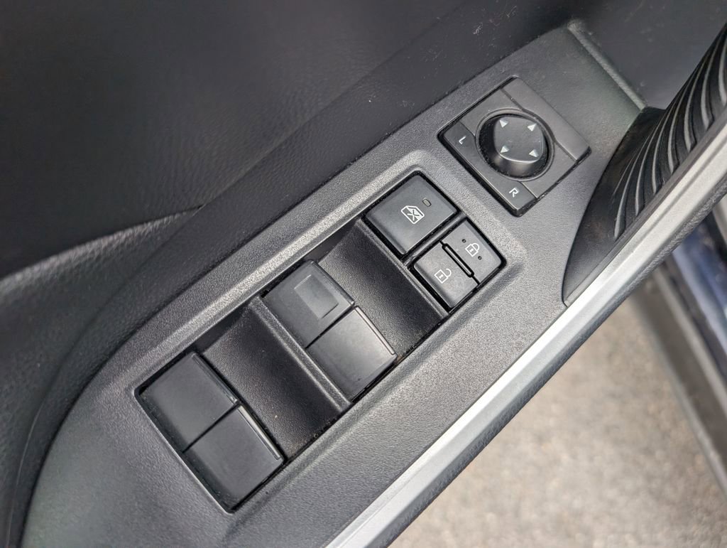 Used 2019 Toyota RAV4 XLE w/ All Weather Liner Package AWD/4WD image 13