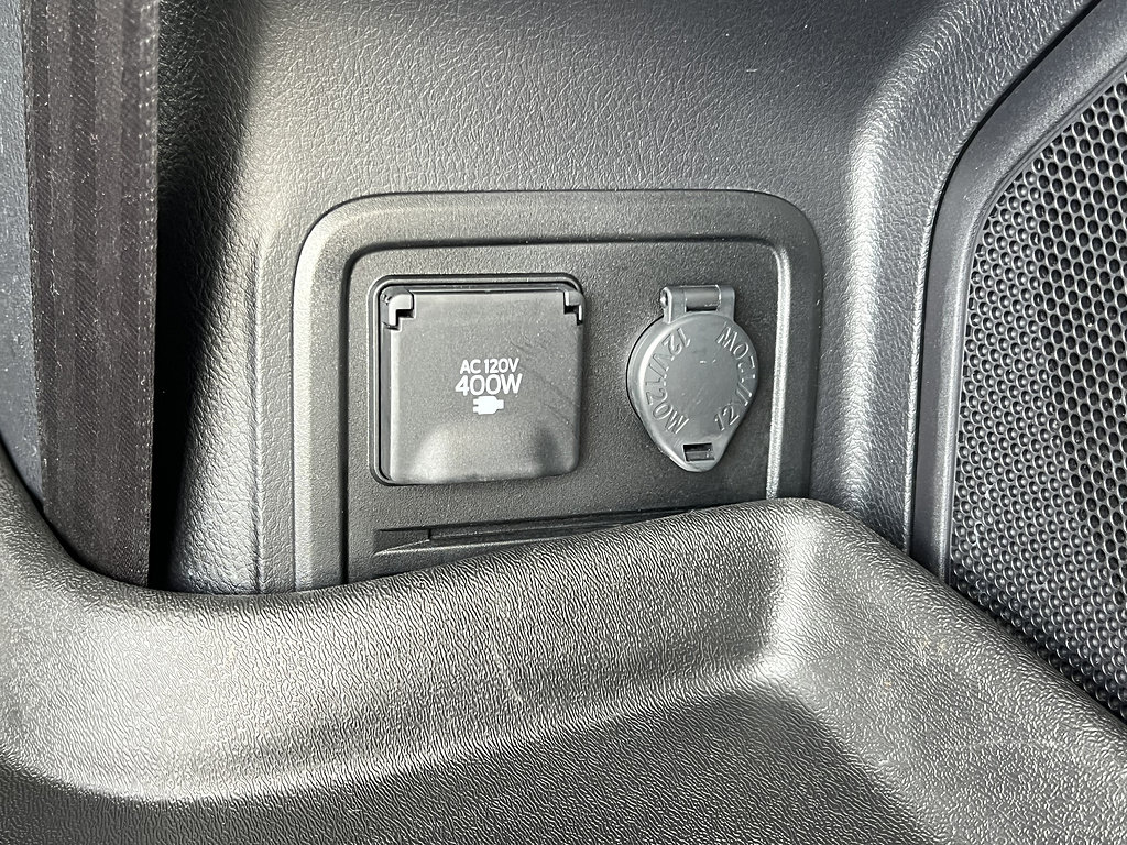Used 2019 Toyota 4Runner Limited AWD/4WD image 9