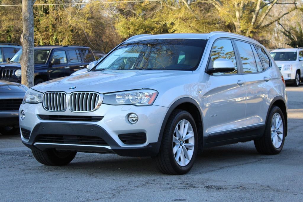 Used 2017 BMW X3 sDrive28i image 3