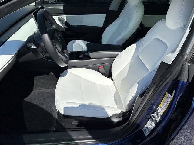 Used 2020 Tesla Model 3 Performance image 11
