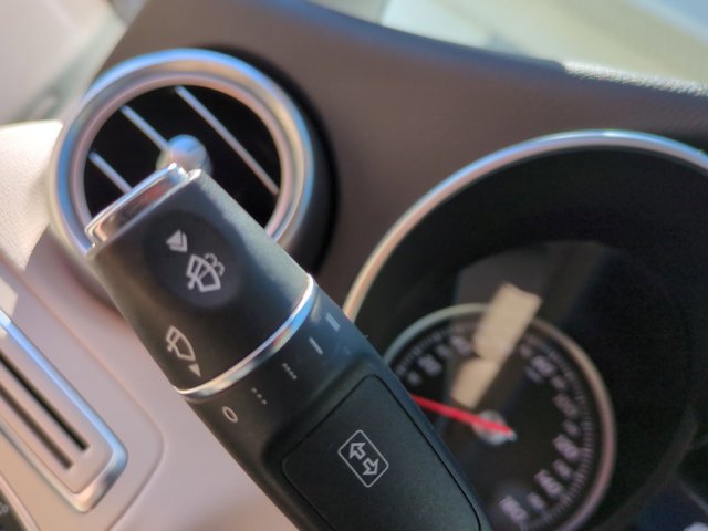 Used 2018 Mercedes-Benz C 300 Sedan image 11