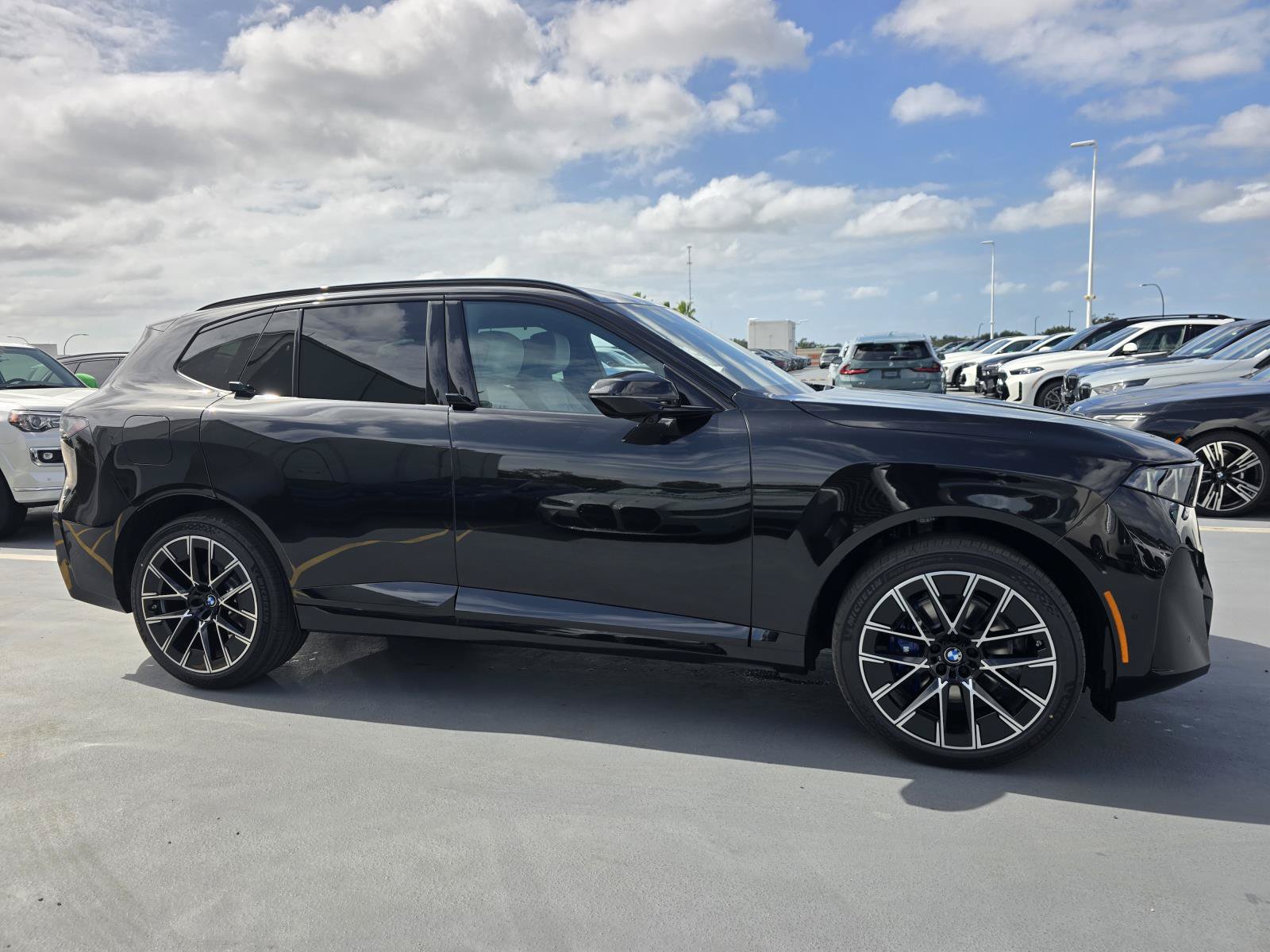 New 2027 BMW X5 xDrive40i w/ M Sport Package AWD/4WD image 29