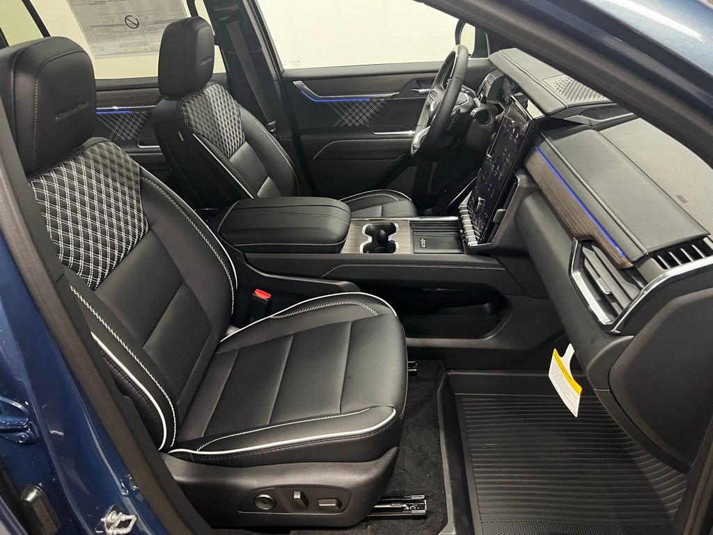 New 2026 GMC Acadia Denali w/ Super Cruise Package image 45