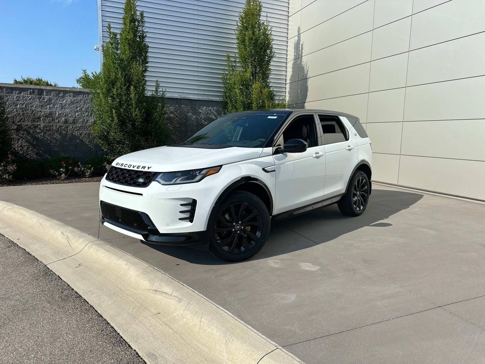 Used 2025 Land Rover Discovery Sport Dynamic SE