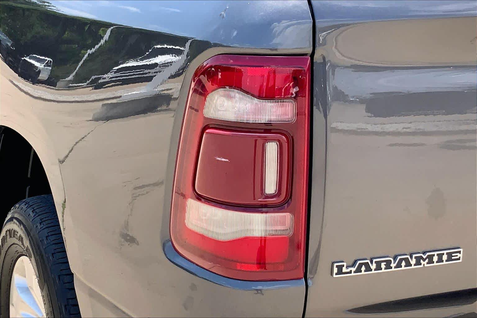Used 2024 RAM 1500 Laramie AWD/4WD image 28