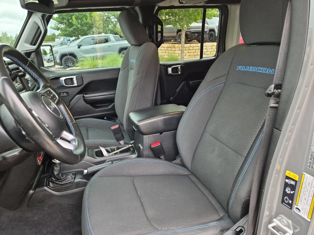 Used 2021 Jeep Wrangler Unlimited Rubicon 4xe w/ Safety Group AWD/4WD image 21
