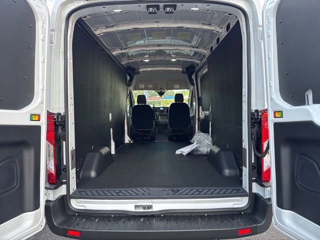 New 2025 Ford Transit 250 148 Medium Roof w/ Load Area Protection Package image 31