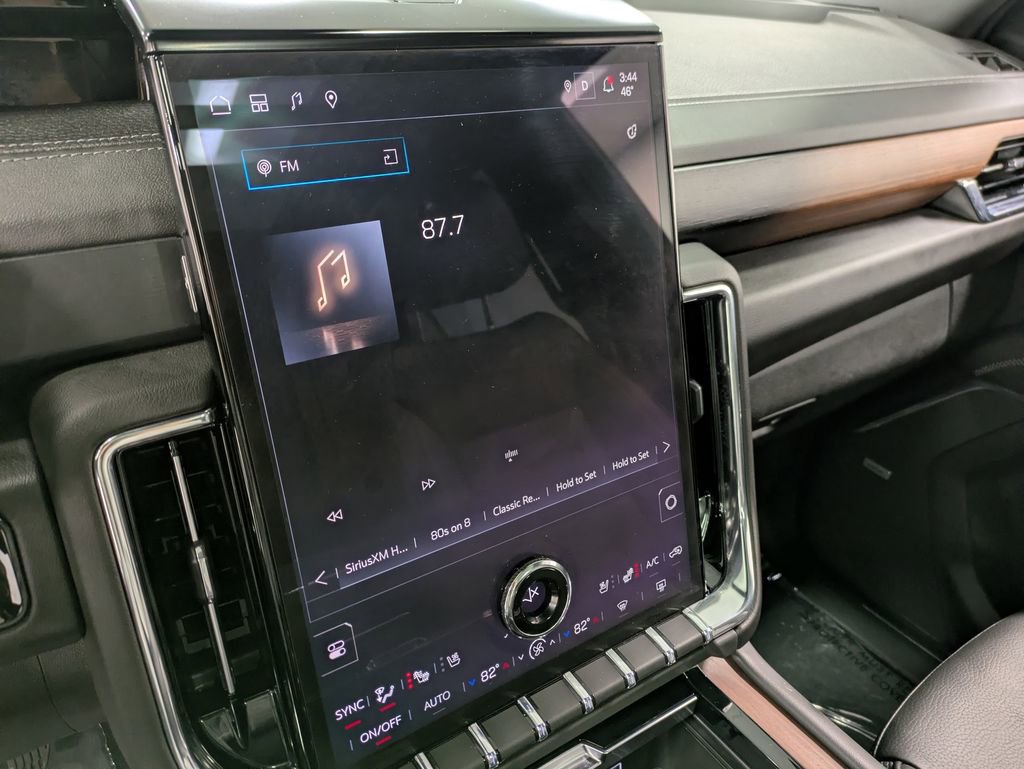 Used 2026 GMC Yukon XL Denali w/ Sun & Power Step Package image 13