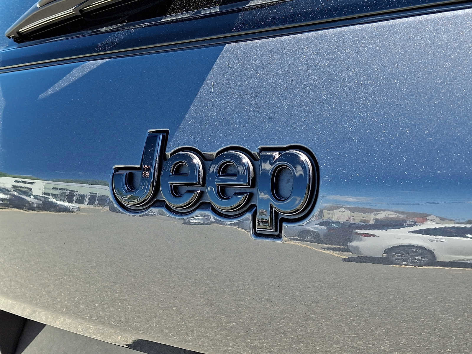 Used 2023 Jeep Grand Cherokee L Laredo AWD/4WD image 35