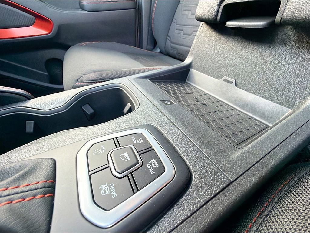 New 2026 Nissan Frontier PRO-4X w/ Pro-4x Convenience Package image 37