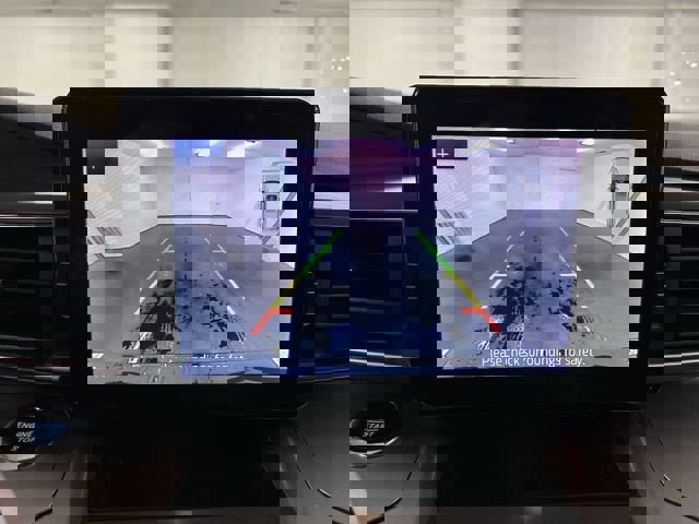 Used 2022 Ford Explorer XLT w/ Equipment Group 202A image 14