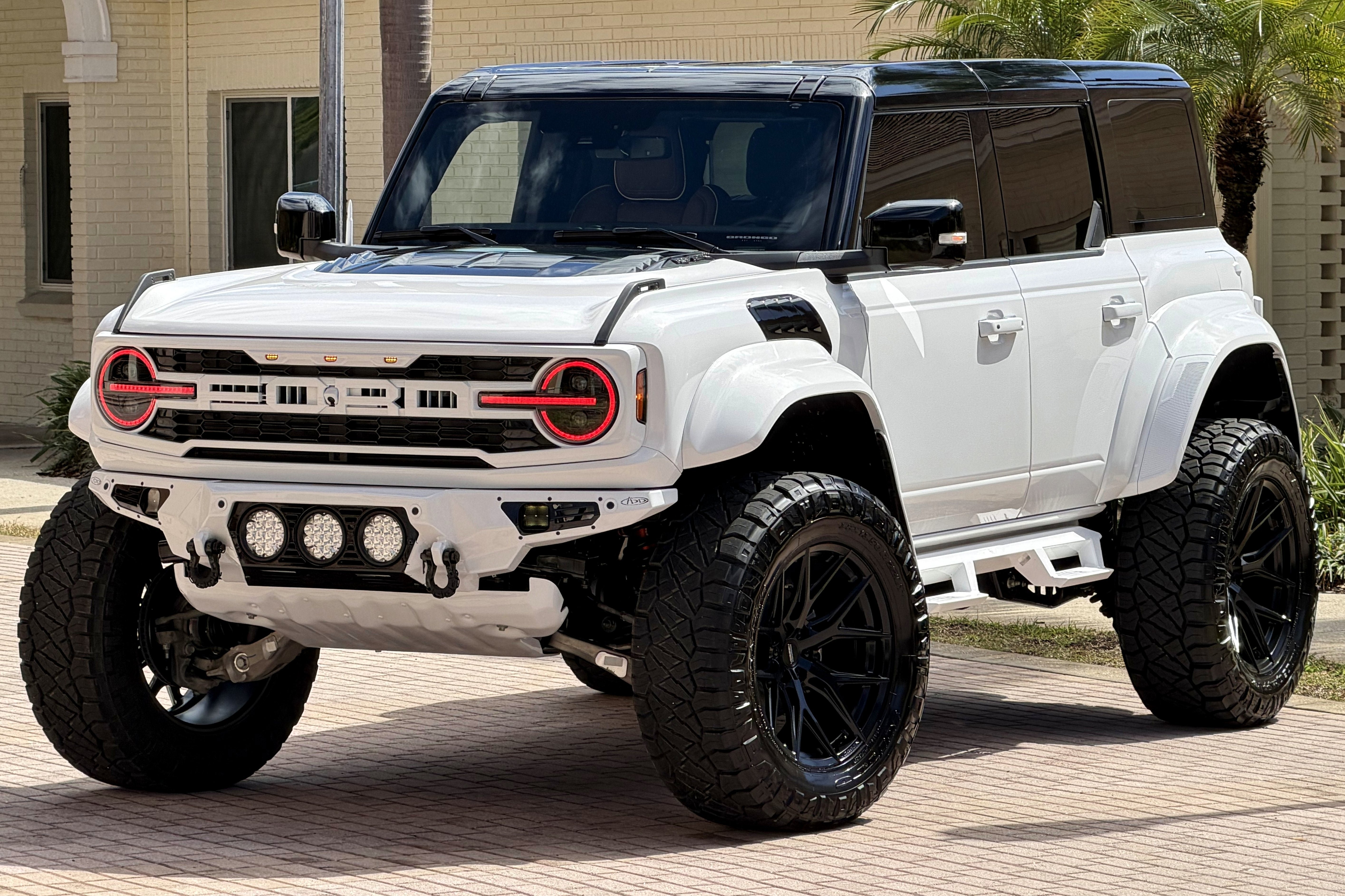 Used 2026 Ford Bronco Raptor AWD/4WD image 1