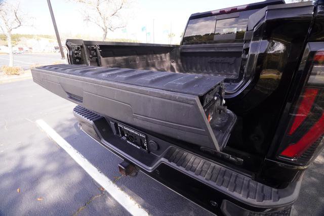 Used 2024 GMC Sierra 2500 AT4 w/ AT4 Premium Plus Package image 11