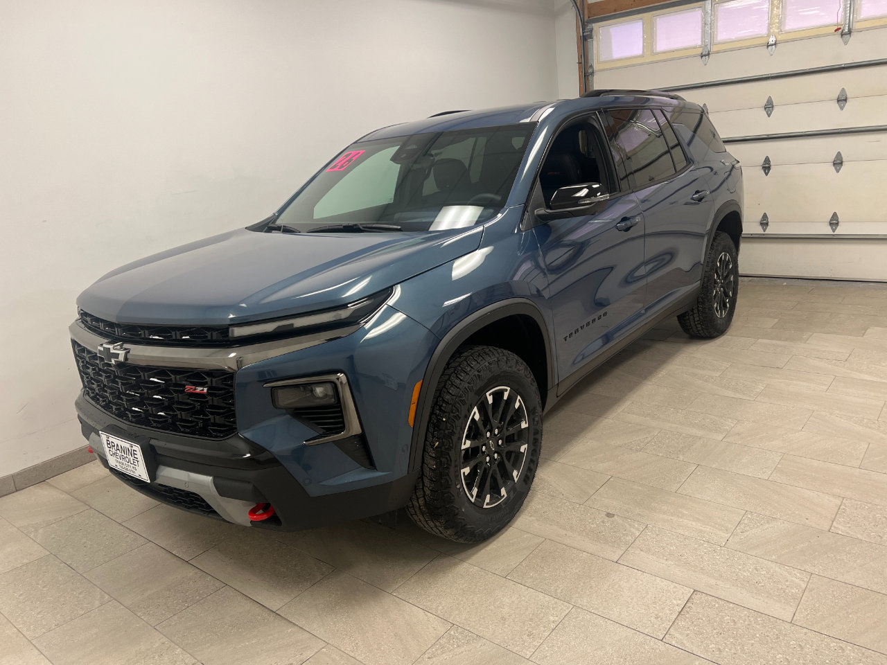 New 2026 Chevrolet Traverse Z71 w/ Enhanced Driving Package image 9