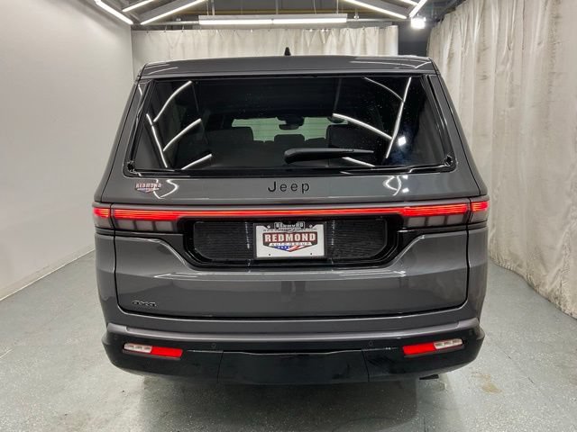 New 2026 Jeep Grand Wagoneer L Limited w/ HD Trailer Tow Package AWD/4WD image 6