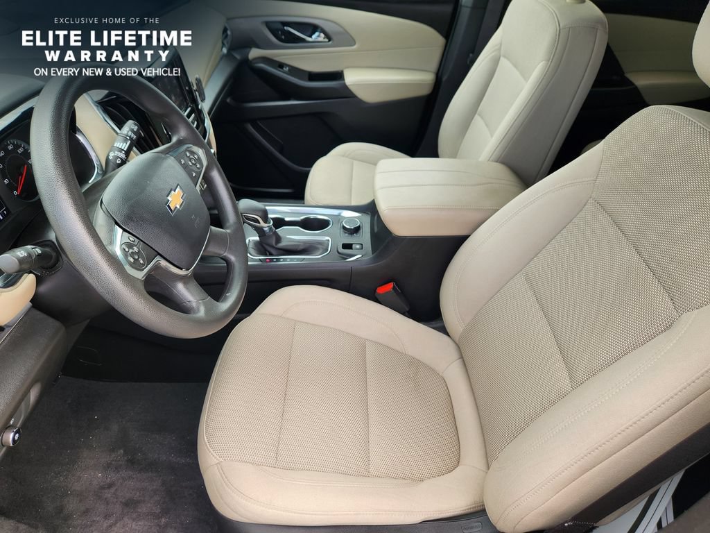 Used 2023 Chevrolet Traverse LS AWD/4WD image 12