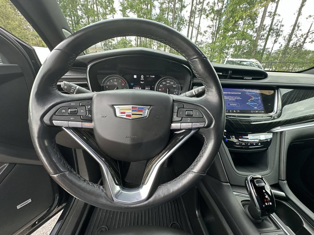 Certified 2023 Cadillac XT6 Premium Luxury w/ Technology Package FWD image 11