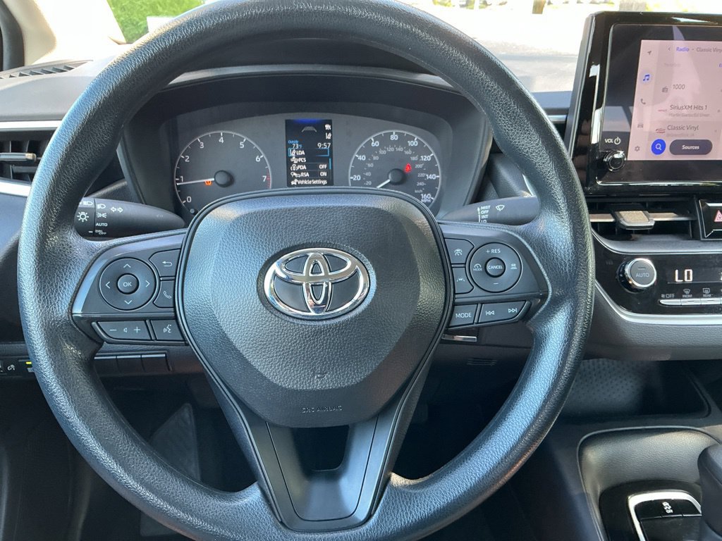 Used 2025 Toyota Corolla LE FWD image 23