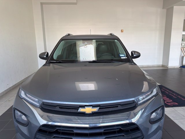 Used 2021 Chevrolet TrailBlazer LT w/ Premium Seating Package FWD image 3