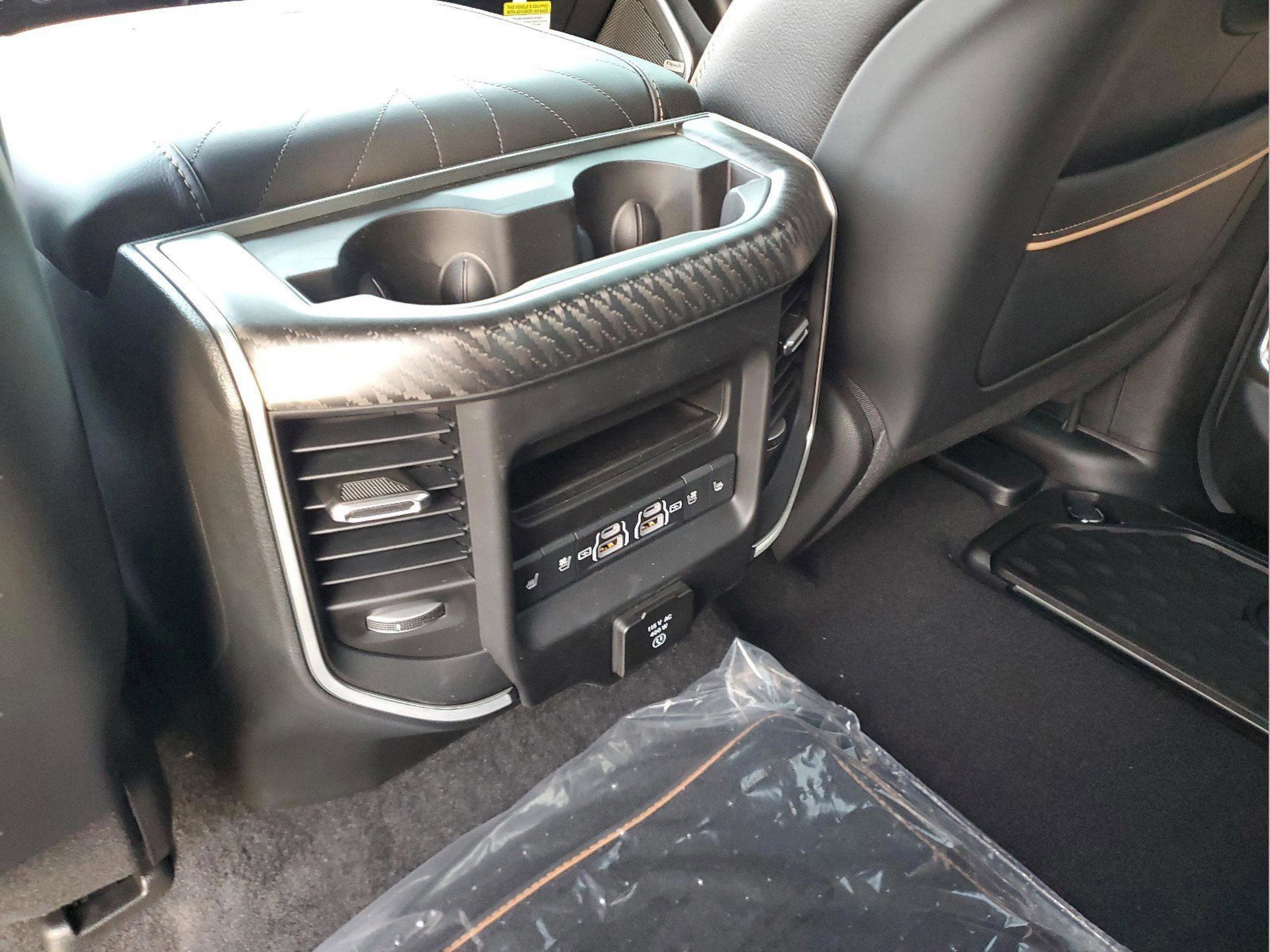 New 2026 RAM 1500 Tungsten w/ Trailer Tow Group image 29