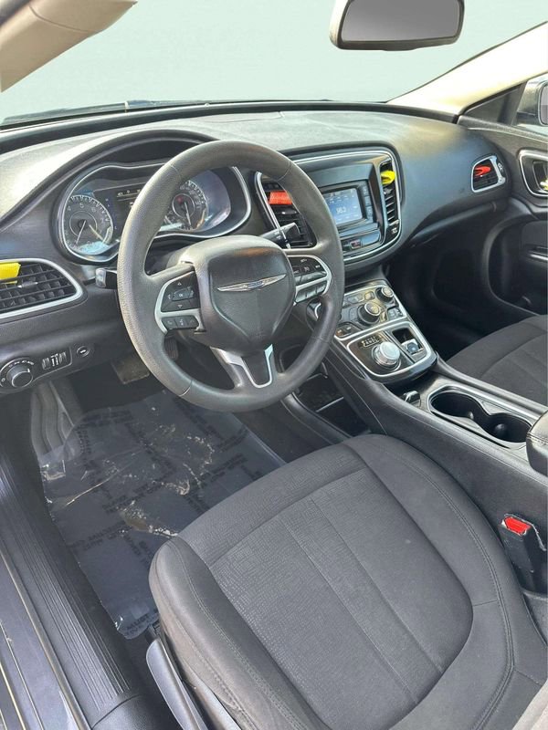Used 2015 Chrysler 200 Limited image 20