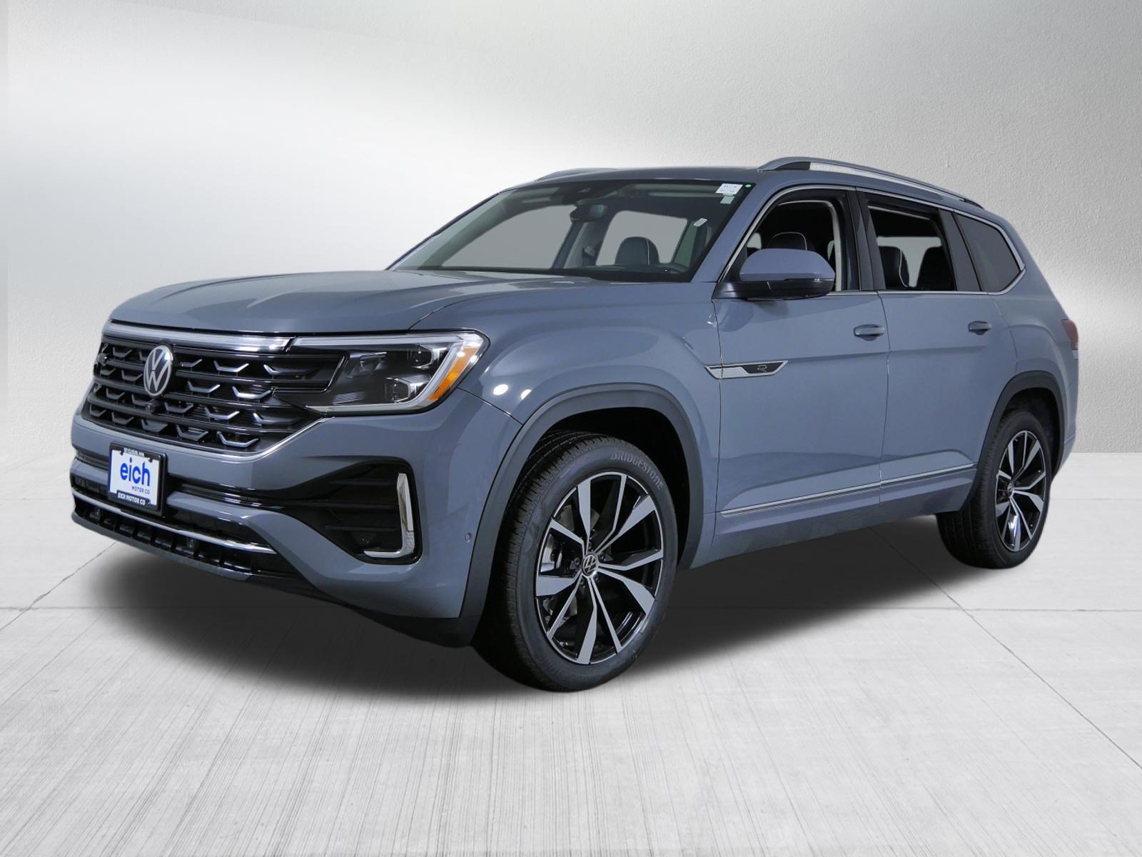 New 2026 Volkswagen Atlas SEL Premium R-Line AWD/4WD image 3