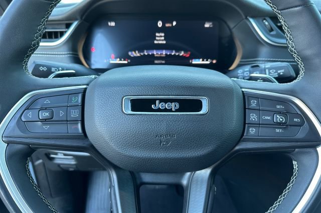 Used 2023 Jeep Grand Cherokee L Altitude image 25