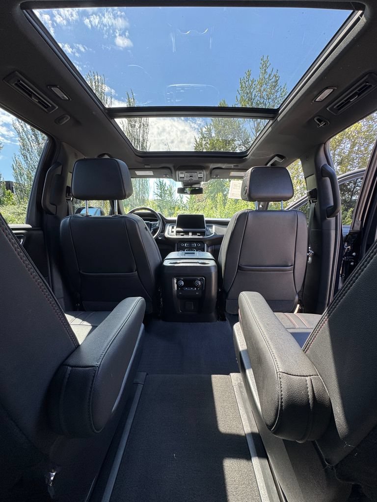 Used 2023 Chevrolet Tahoe RST w/ Luxury Package AWD/4WD image 34