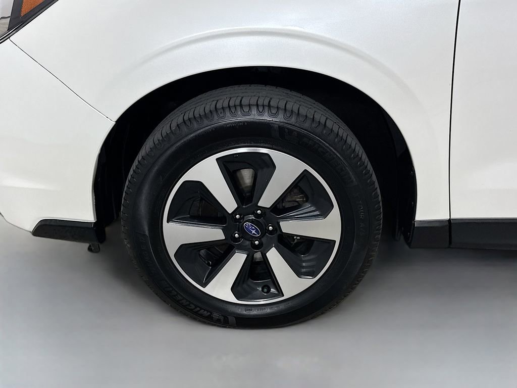 Used 2017 Subaru Forester 2.5i Premium AWD/4WD image 34