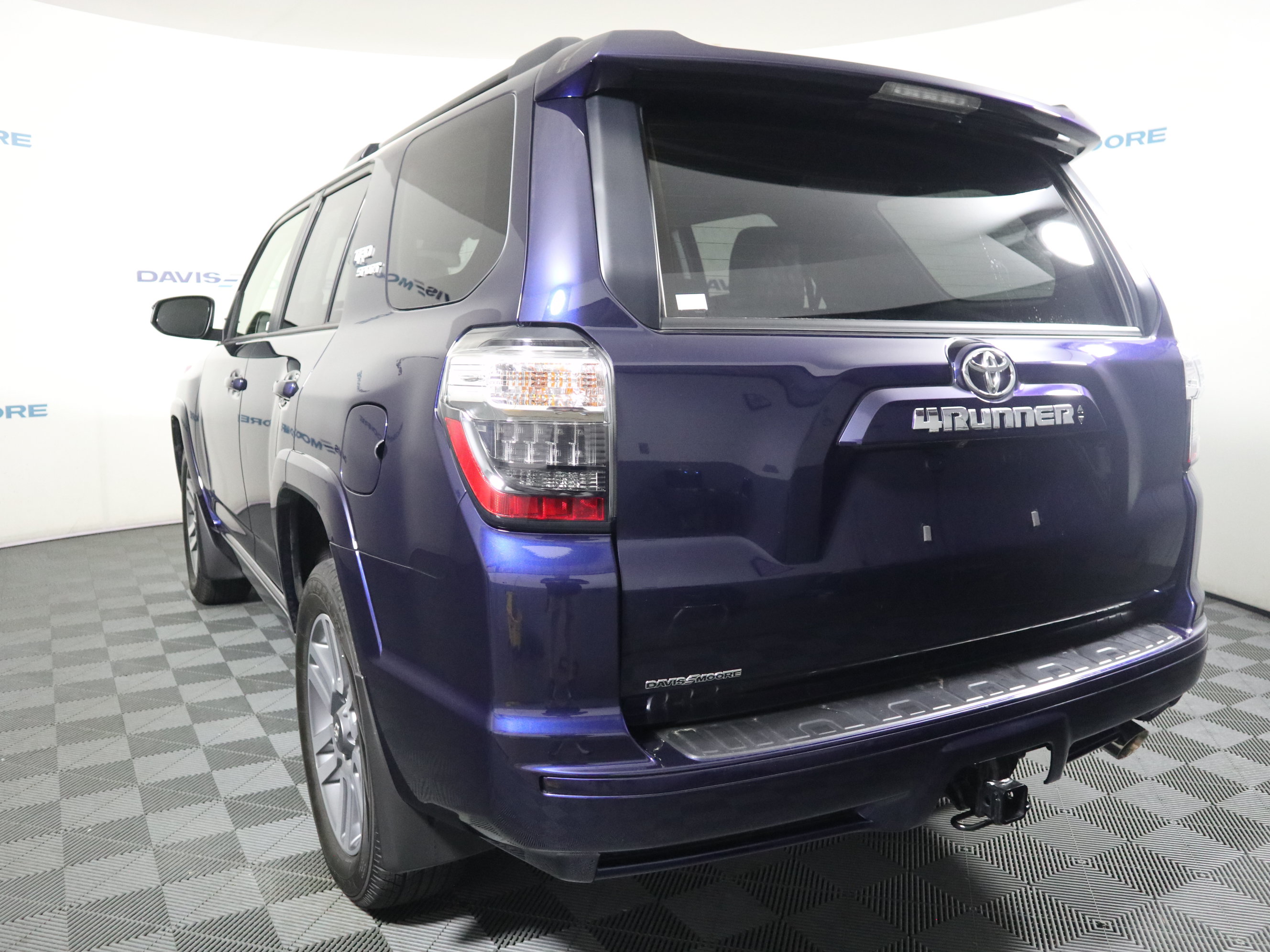 Used 2024 Toyota 4Runner TRD Sport AWD/4WD image 9