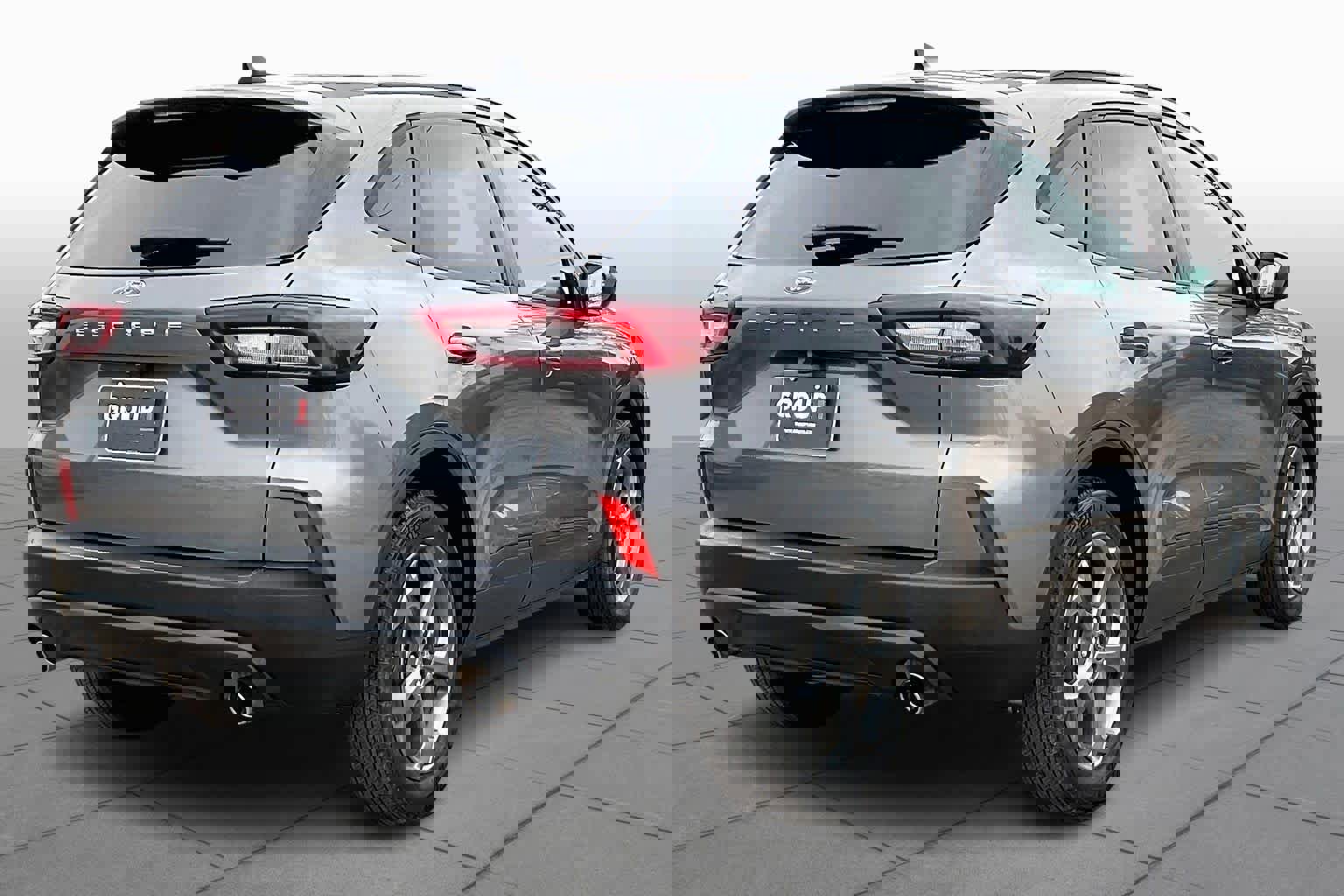 Used 2025 Ford Escape ST-Line image 12