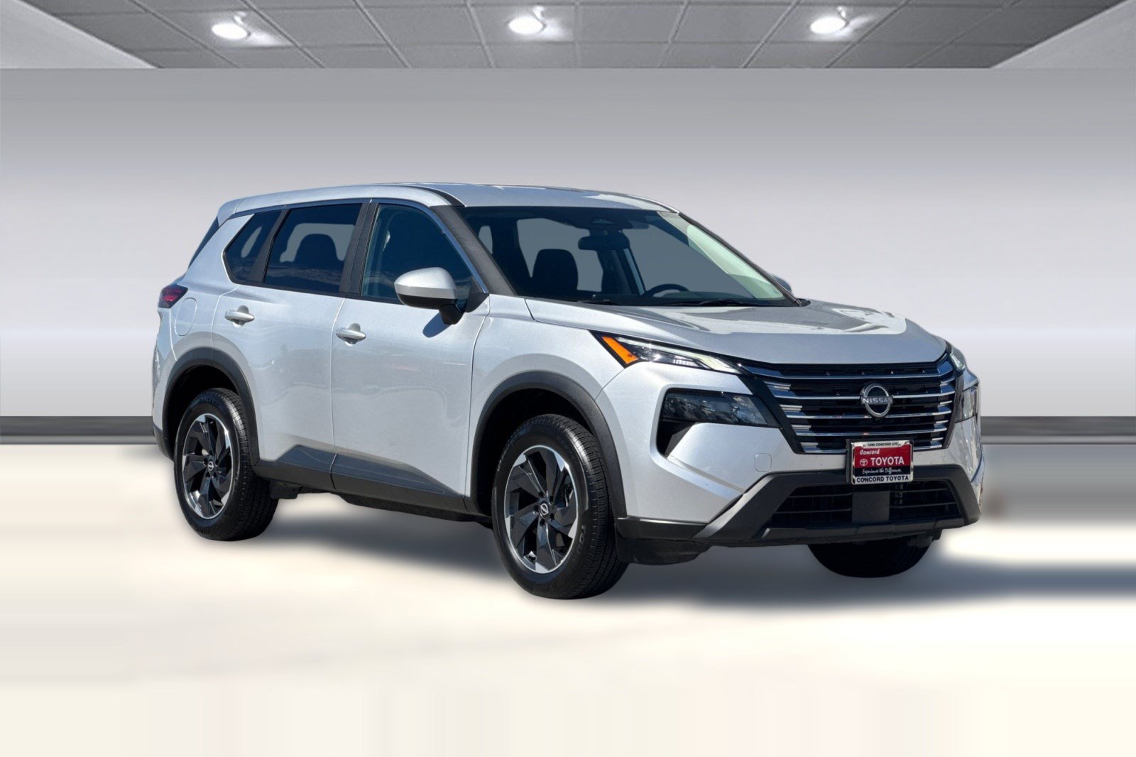 Used 2025 Nissan Rogue SV AWD/4WD image 7