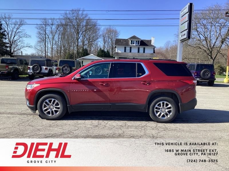 Used 2020 Chevrolet Traverse LT w/ Driver Confidence II Package image 4