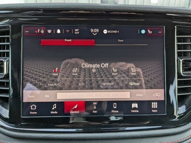 Used 2024 Dodge Durango GT AWD/4WD image 24