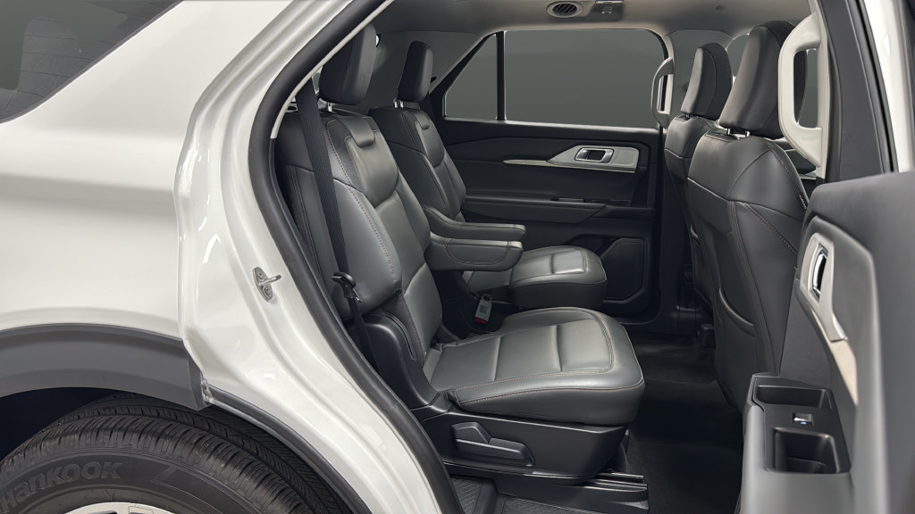 Used 2026 Ford Explorer Active w/ Active Comfort Package AWD/4WD image 25