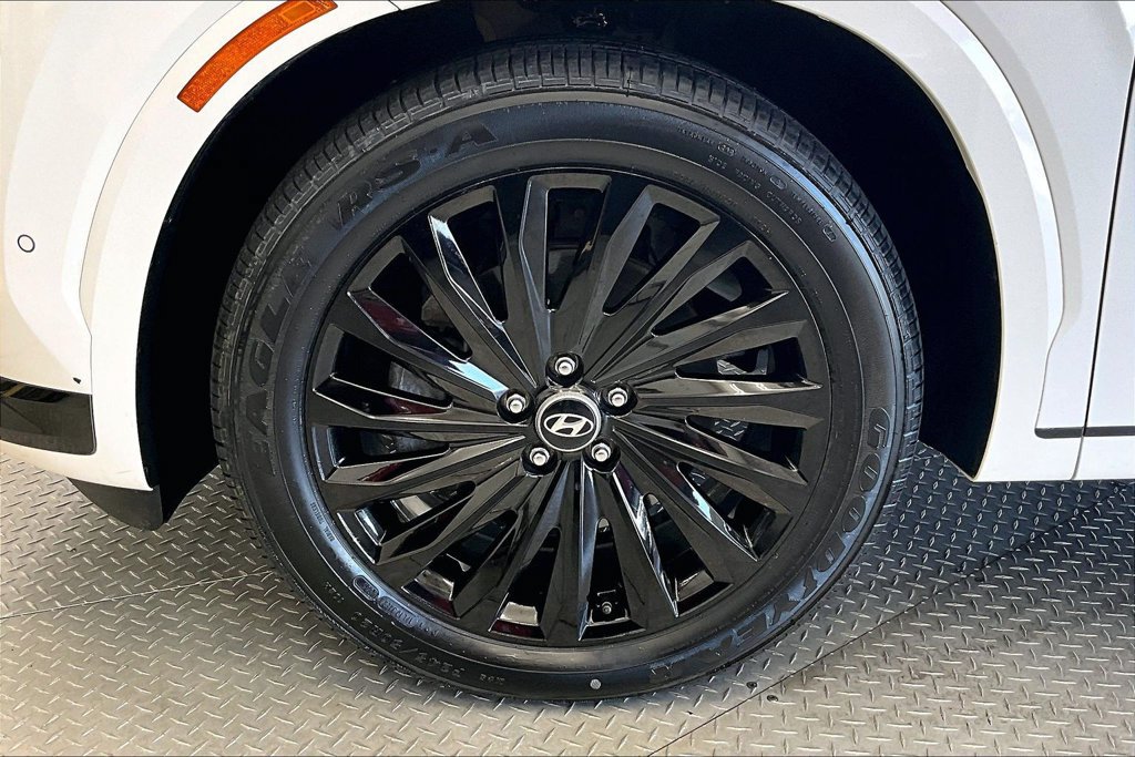 Used 2024 Hyundai Palisade Calligraphy AWD/4WD image 8