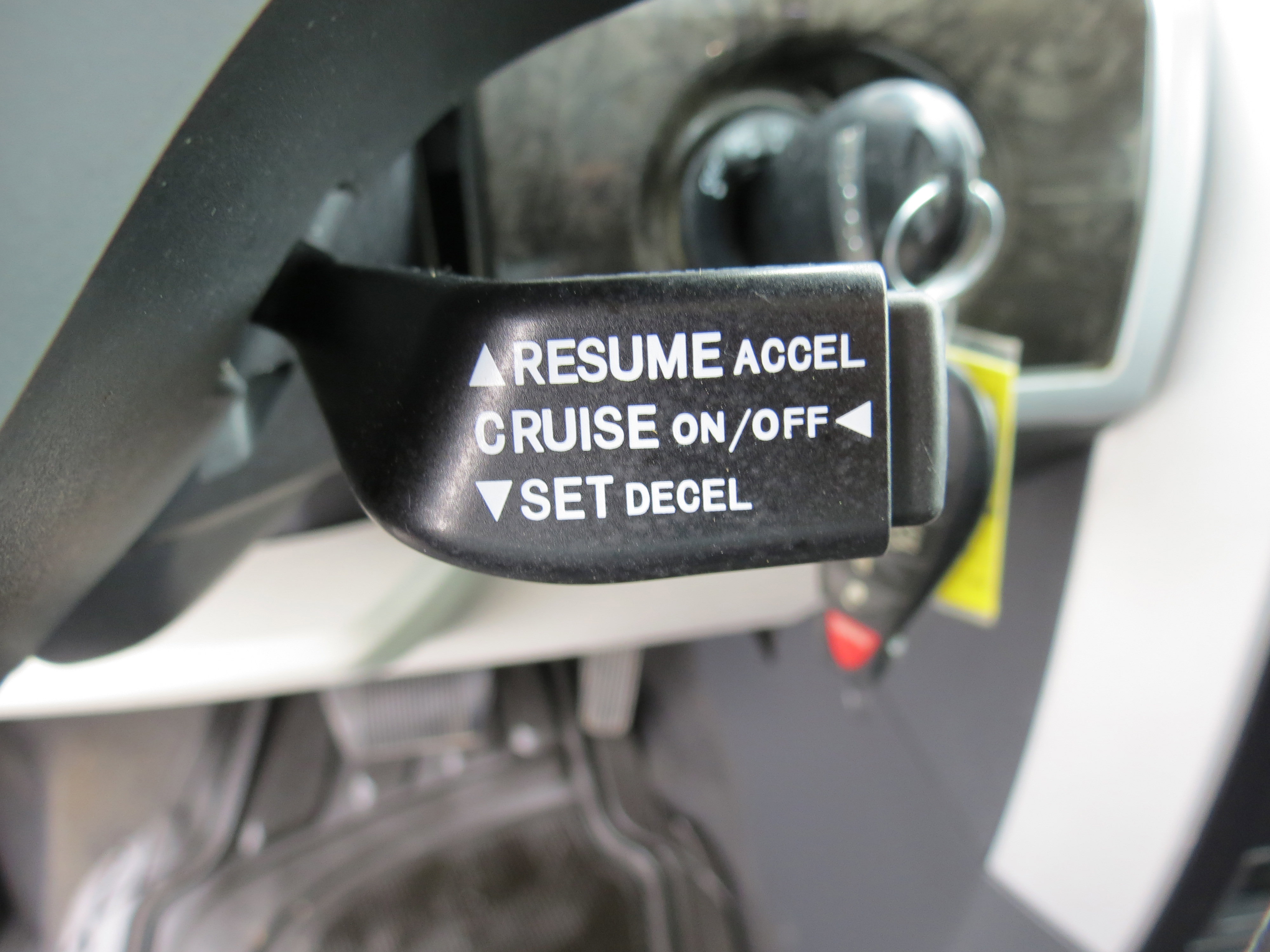 Used 2010 Dodge Grand Caravan SXT w/ Trailer Tow Group FWD image 12