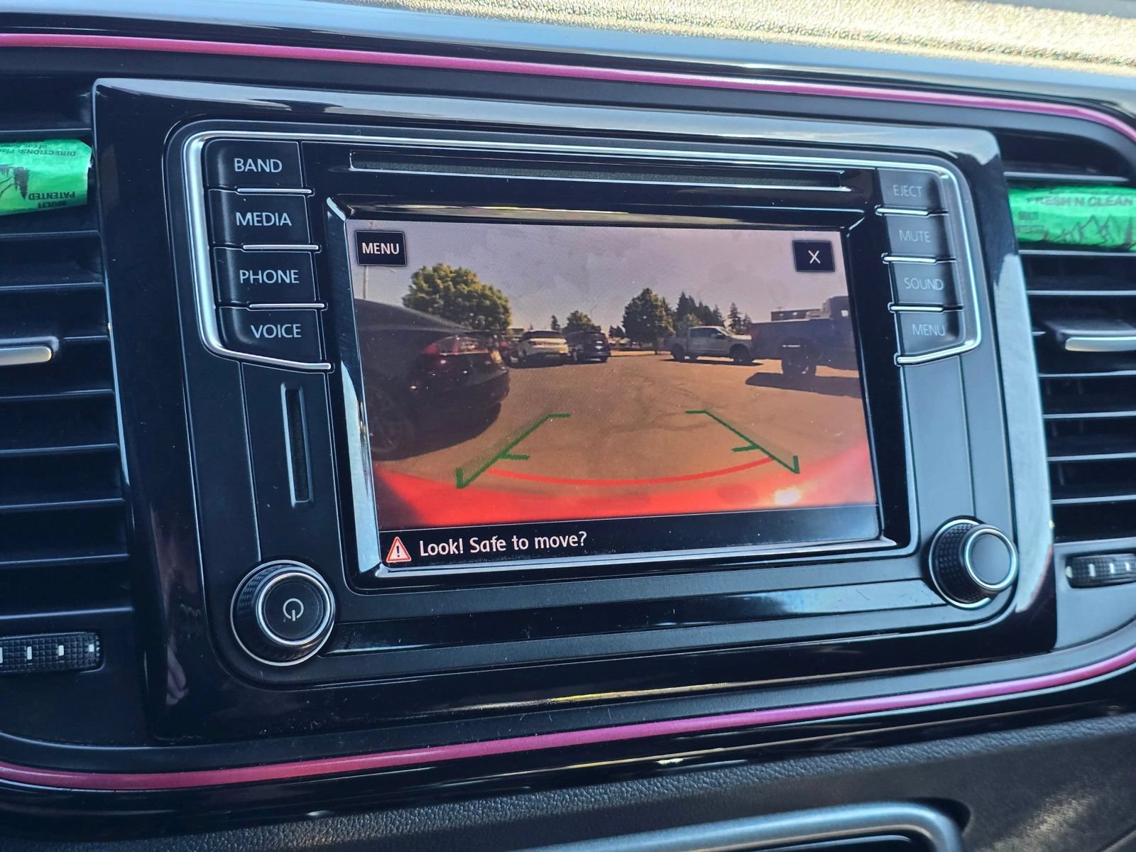 Used 2017 Volkswagen Beetle #PinkBeetle FWD image 32